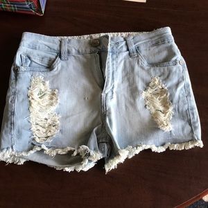 Hart Blue Jean Shorts Size 27